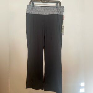 TANGERINE PULL ON DARK GREY/IVORY YOGA PANTS. SIZE XL  POWER CORE MESH SUPPORT